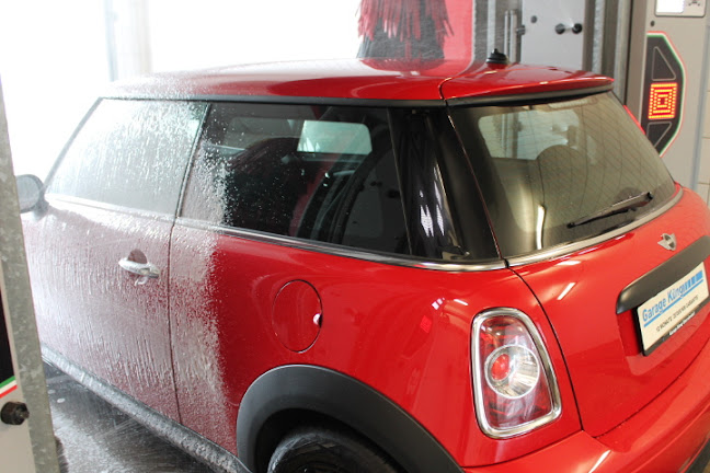 Rezensionen über CAR WASH Autowaschanlage in Wettingen - Autowäsche