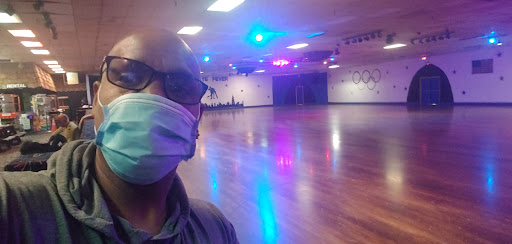 Skate Shop «Glenwood Skate Shop Da Coach», reviews and photos, 656 Holbrook Rd, Glenwood, IL 60425, USA