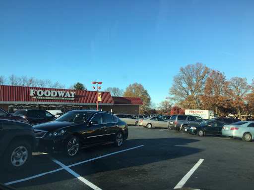 Shopping Mall «Carrollton Shopping Center», reviews and photos, 8474 Annapolis Rd, New Carrollton, MD 20784, USA