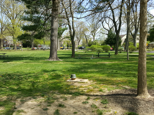 Park «South Ardmore Park», reviews and photos, 1420 Sussex Rd, Wynnewood, PA 19096, USA