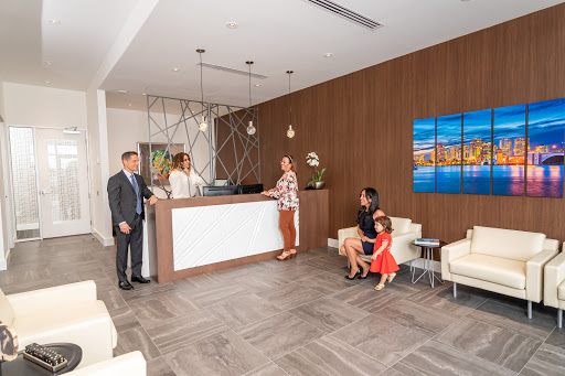 Personal Injury Attorney «Brian D. Guralnick Injury Lawyers», reviews and photos