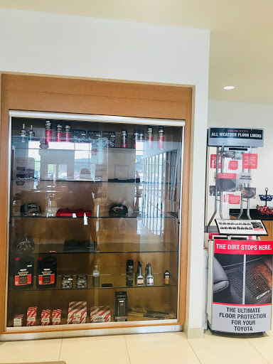 Toyota Dealer «Rocky Mount Toyota», reviews and photos, 943 N Wesleyan Blvd, Rocky Mount, NC 27804, USA