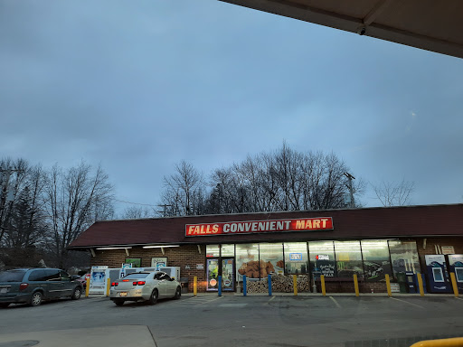 Convenience Store «Falls Convenient Mart», reviews and photos, 321 Milton Blvd, Newton Falls, OH 44444, USA