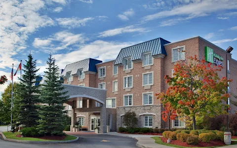 Holiday Inn Express Whitby Oshawa, an IHG Hotel image