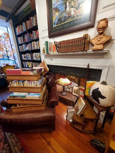Book Store «Old Fox Books & Coffeehouse», reviews and photos, 35 Maryland Ave, Annapolis, MD 21401, USA