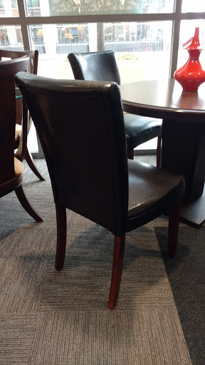 Furniture Rental Service «CORT Furniture Rental & Clearance Center», reviews and photos, 540 N Lake Shore Dr, Chicago, IL 60611, USA