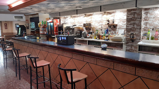 Bar Restaurante Caro - C. Juan Carlos I, 24, 29250 Cartaojal, Málaga