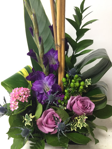 Florist «Rogers Park Florist», reviews and photos, 1415 W Morse Ave, Chicago, IL 60626, USA