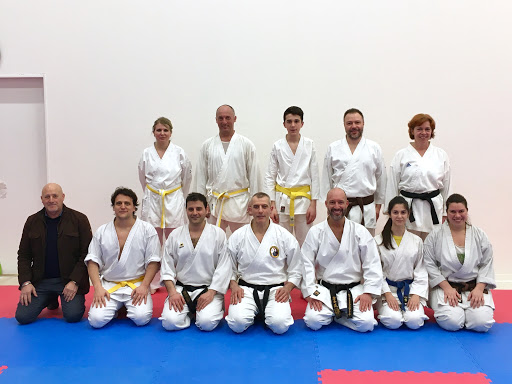 Scuola Karate Jitsu - Arti Marziali, Mindfulness e Qi Gong a Treviso e Mestre