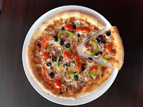 Plats et boissons du Pizzeria Pizza Vito à Beynes - n°3