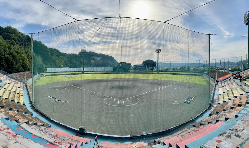 西毛運動公園野球場