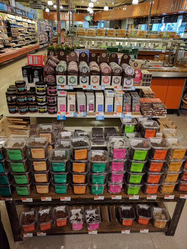 Grocery Store «Whole Foods Market», reviews and photos, 808 Massachusetts Ave, Arlington, MA 02476, USA