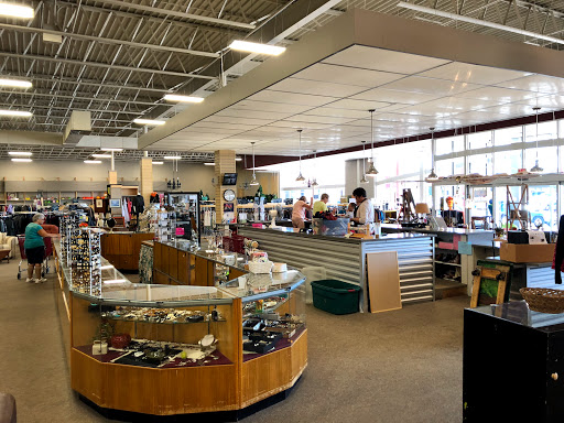 Thrift Store «Ditto Upscale Resale», reviews and photos, 571 E 8th St, Holland, MI 49423, USA