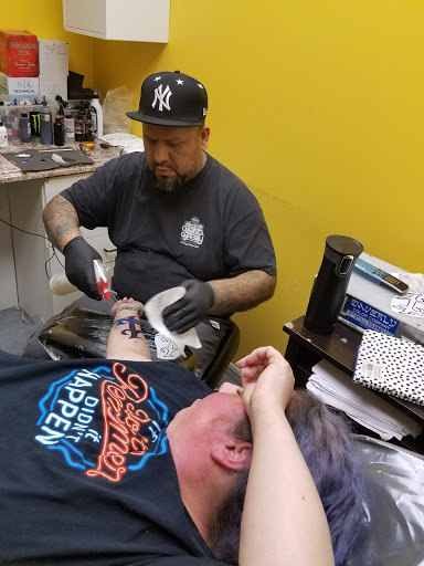 Tattoo Shop «Golden 7 Tattoos», reviews and photos, 1886 Deer Park Ave, Deer Park, NY 11729, USA