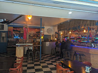 Atmosphère du Restaurant Le Graff Pub à Loures-Barousse - n°3