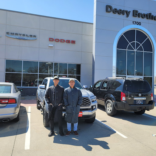 Car Dealer «Deery of Ames Chrysler Dodge Jeep Ram», reviews and photos, 1700 SE 16th St, Ames, IA 50010, USA