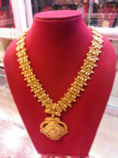 Indian Grocery Store «Nepali Store Cincinnatti Ohio», reviews and photos, 3091 W Galbraith Rd, Cincinnati, OH 45239, USA