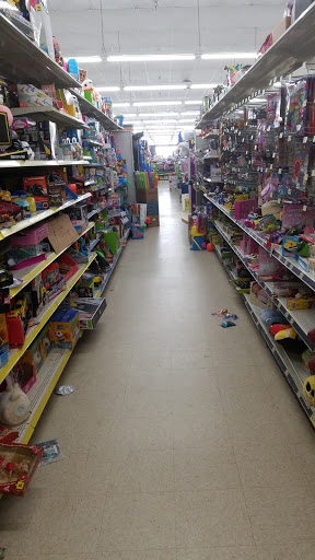 Discount Store «Dollar General», reviews and photos, 1202 Shakopee Town Square, Shakopee, MN 55379, USA