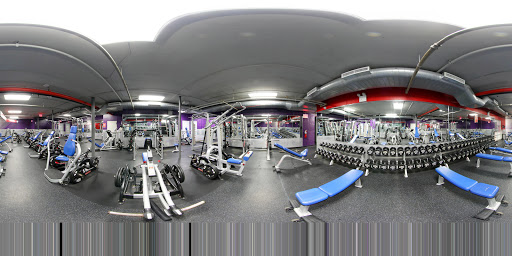 Health Club «Crunch - Greenpoint», reviews and photos, 825 Manhattan Ave, Brooklyn, NY 11222, USA