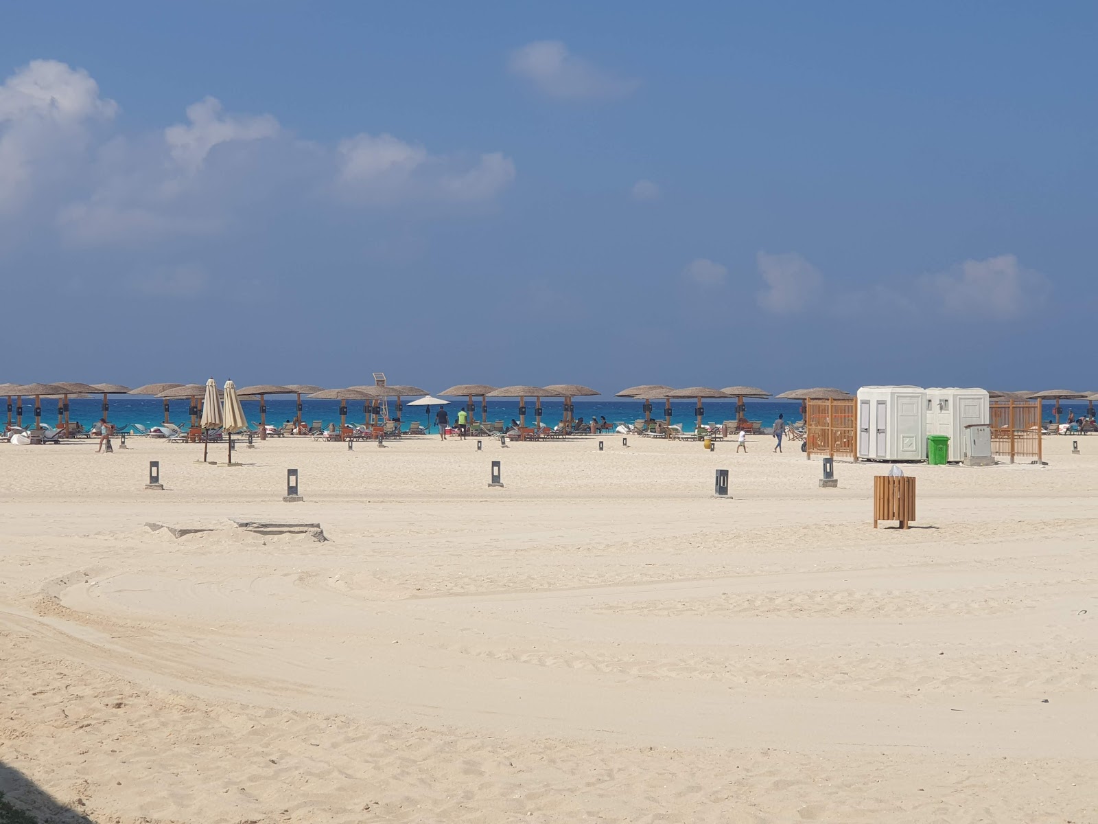 Amwaj Beach photo #8