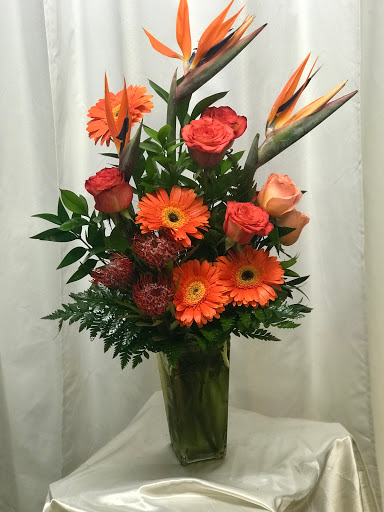 Florist «Roberts Flower Shop», reviews and photos, 423 Castroville Rd, San Antonio, TX 78207, USA