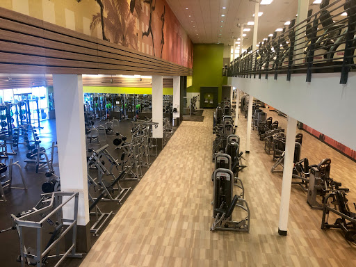Gym «LA Fitness», reviews and photos, 852 NJ-3, Clifton, NJ 07012, USA
