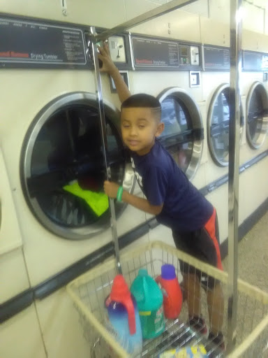 Laundromat «Quick Wash Laundry», reviews and photos, 5402 Glen Ridge Dr, San Antonio, TX 78229, USA