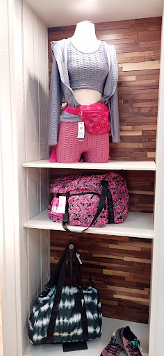 Clothing Store «Uptown Cheapskate», reviews and photos, 1830 York Rd, Timonium, MD 21093, USA