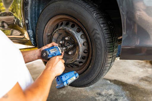 Used Car Dealer «Central Florida Used Car Mart Inc.», reviews and photos, 13 W Myers Blvd, Mascotte, FL 34753, USA