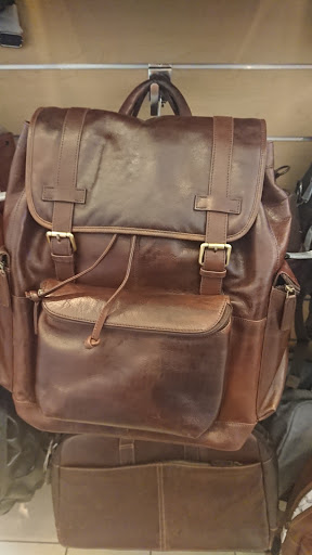 Department Store «Nordstrom Rack Chicago Avenue», reviews and photos, 101 E Chicago Ave, Chicago, IL 60611, USA