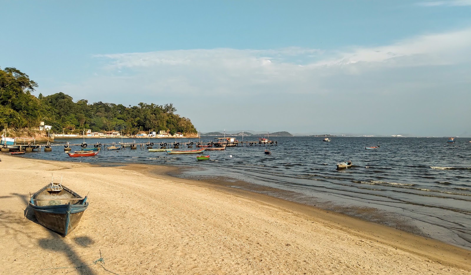 Foto von Praia de Olaria mit beiger sand Oberfläche