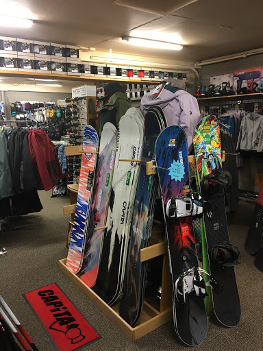 Outdoor Sports Store «Mountain to Sound Outfitters», reviews and photos, 3602 SW Alaska St, Seattle, WA 98126, USA
