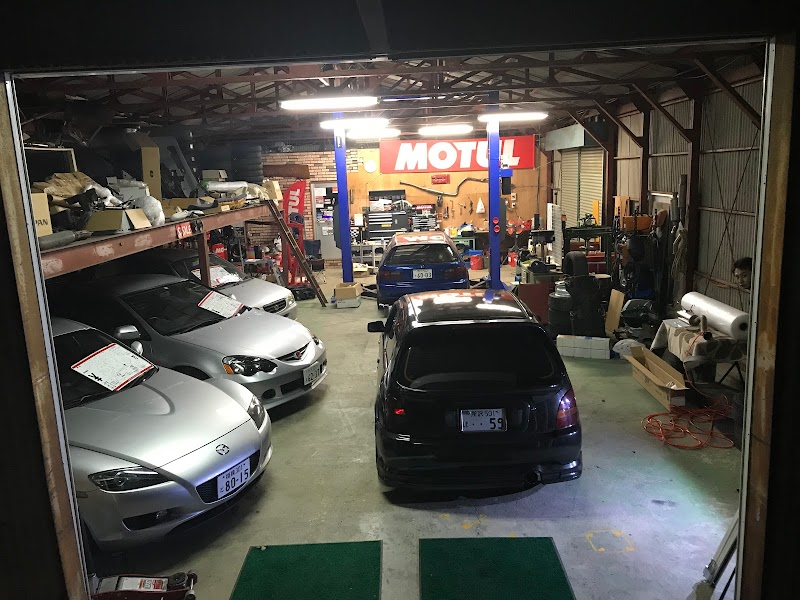M's Garage
