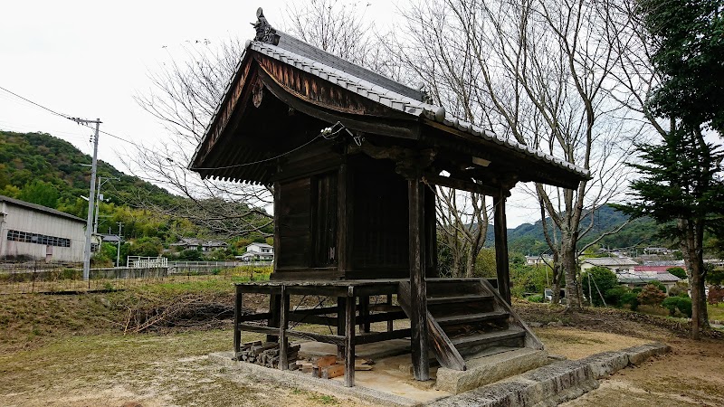 矢神社