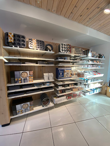 Furniture Store «Crate and Barrel», reviews and photos, 160 N Gulph Rd, King of Prussia, PA 19406, USA