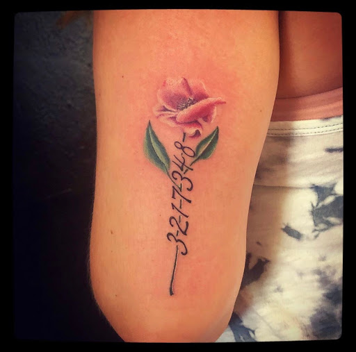 Tattoo Shop «Pearl City Tattoo», reviews and photos, 229 E 2nd St, Muscatine, IA 52761, USA