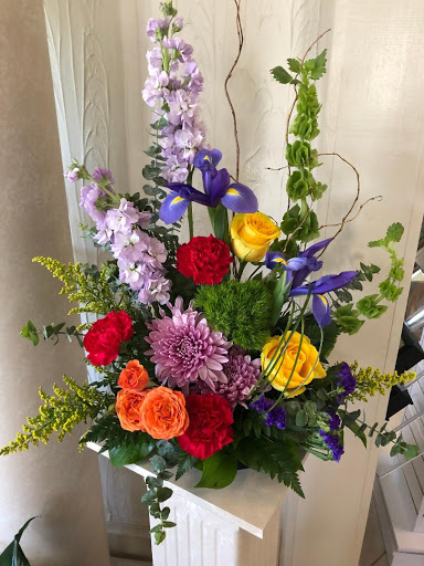 Florist «House Of Ivy Floral & Gifts», reviews and photos, 2507 Main St, Elwood, IN 46036, USA