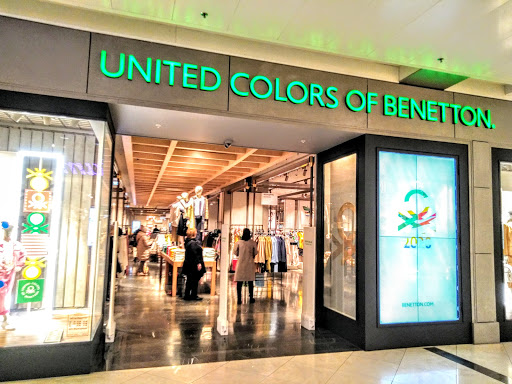 UNITED COLORS OF BENETTON