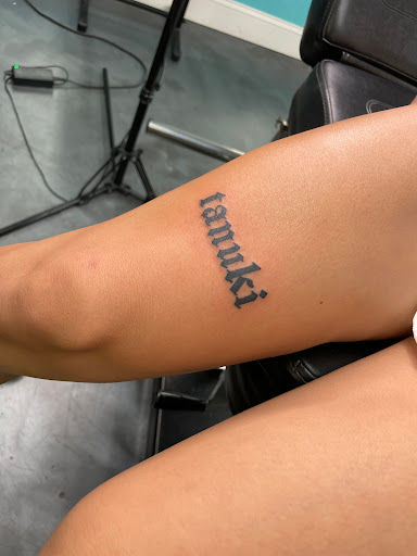 Explore behind the ear tattoo ideas for guys, creative tattoo ideas in Saint Petersburg, available at Mad Beach Ink