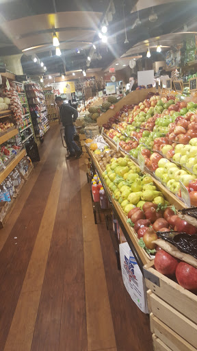 Grocery Store «Chestnut Grocery», reviews and photos, 700 Myrtle Ave, Brooklyn, NY 11205, USA