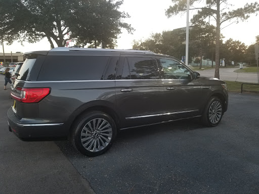 Lincoln Mercury Dealer «West Point Lincoln», reviews and photos, 11666 Katy Fwy, Houston, TX 77043, USA