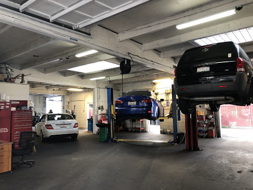 Auto Repair Shop «Mountain View Auto Repair Inc», reviews and photos, 845 W El Camino Real, Mountain View, CA 94040, USA