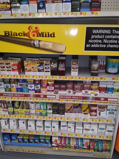 Department Store «Walmart Supercenter», reviews and photos, 814 W Bell Ave, Knoxville, IA 50138, USA