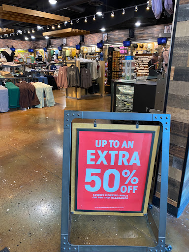 Clothing Store «Tillys», reviews and photos, 16455 N Scottsdale Rd, Scottsdale, AZ 85254, USA