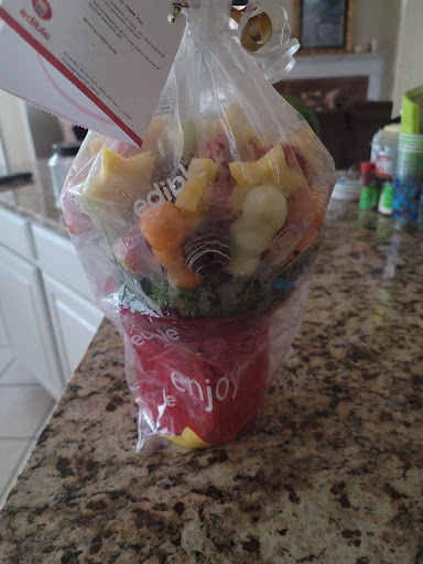 Gift Shop «Edible Arrangements», reviews and photos, 549 E Interstate 30, Rockwall, TX 75087, USA