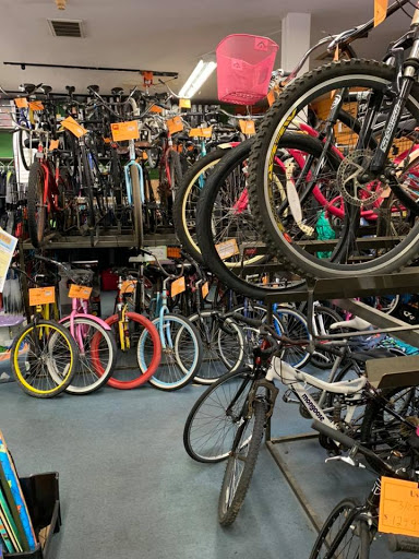 Sporting Goods Store «Play It Again Sports (Pacific Beach)», reviews and photos, 1401 Garnet Ave, San Diego, CA 92109, USA