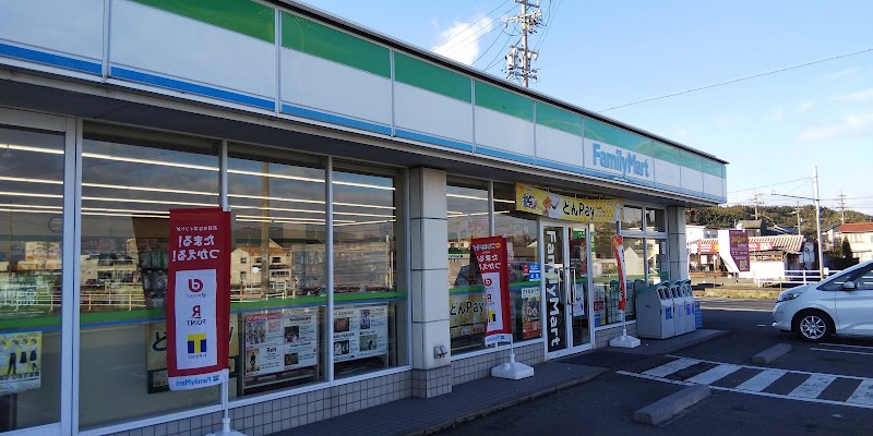 ファミリーマート 桑名東インター店