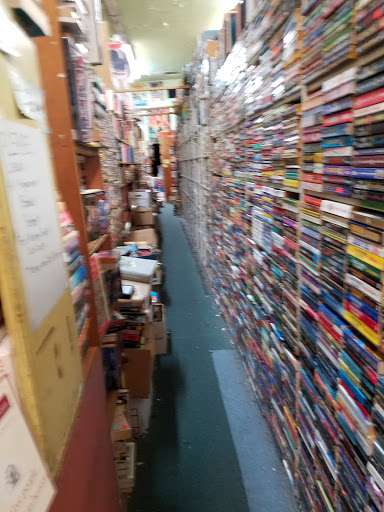 Magazine Store «Book Castle-Movie World», reviews and photos, 212 N San Fernando Blvd, Burbank, CA 91502, USA