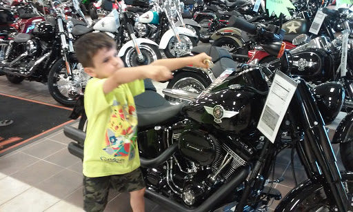 Motorcycle Dealer «Cycle Stop Inc», reviews and photos, 2600 W Henrietta Rd, Rochester, NY 14623, USA