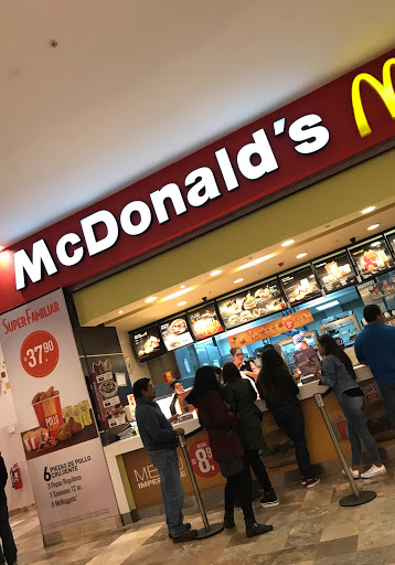 McDonald's Mall Aventura Arequipa